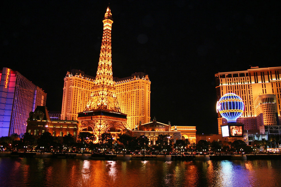 Evening at las vegas strip